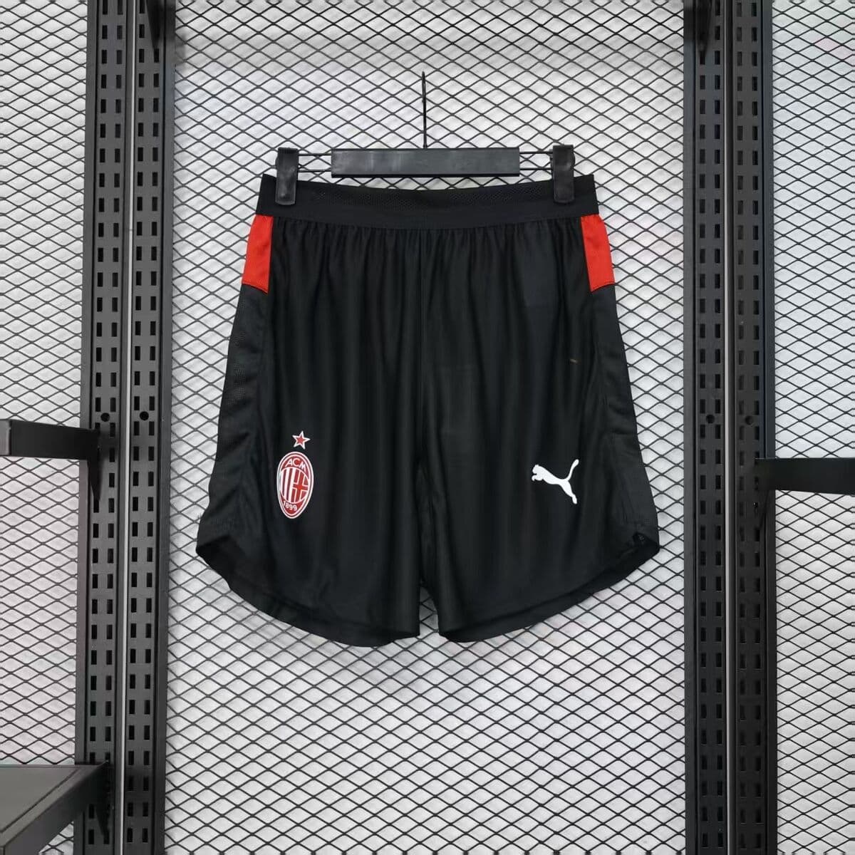 Short AC Milan Negro con Rojo 1