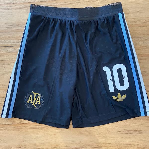 SHORT ARGENTINA NEGRO - ANIVERSARIO 50 - NUMERO 10